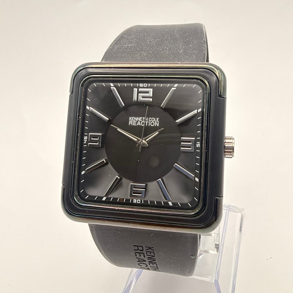 Kenneth Cole Reaction RK1240 Men's Watch Working New Battery